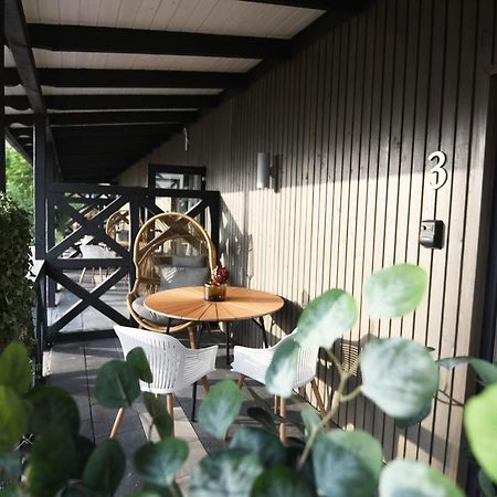 Bahnhofs Hotel Alūksne 外观 照片