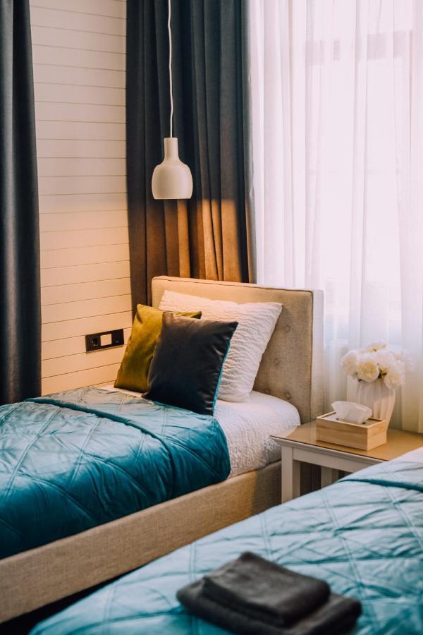 Bahnhofs Hotel Alūksne 外观 照片